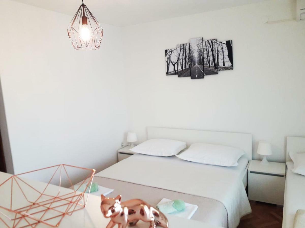Apartments Mira Makarska Zewnętrze zdjęcie