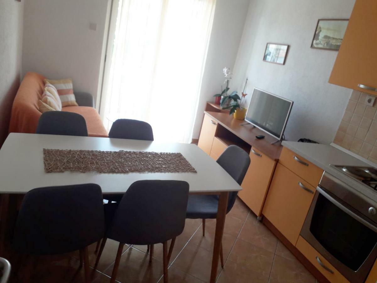 Apartments Mira Makarska Zewnętrze zdjęcie